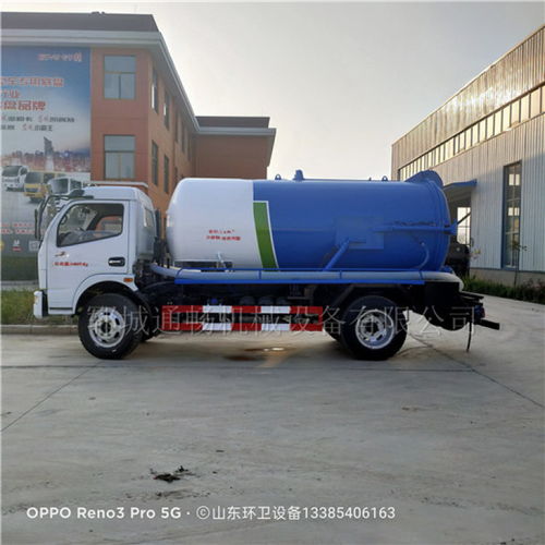吸污車 高效清潔與多功能應(yīng)用的現(xiàn)代化環(huán)衛(wèi)設(shè)備